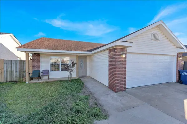 1252 W Bishop Dr, Rogers, AR 72756