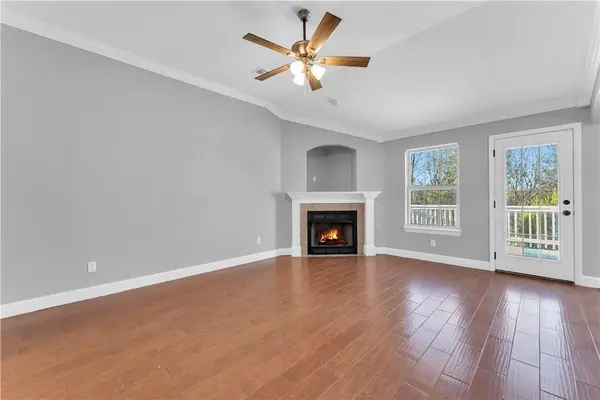 429 E Mccann Rd, Rogers, AR 72758