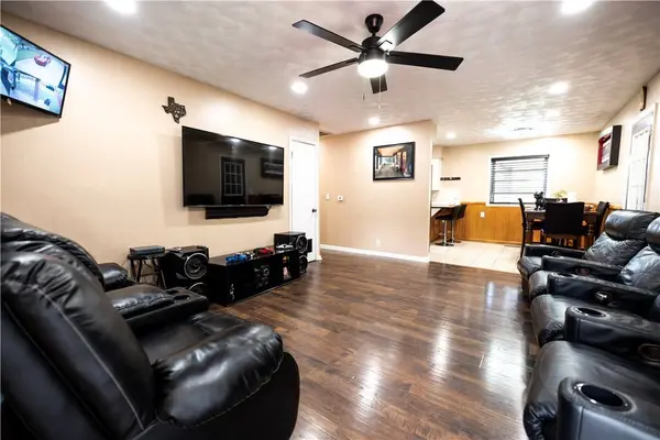 1022 Lowell Rd, Springdale, AR 72764