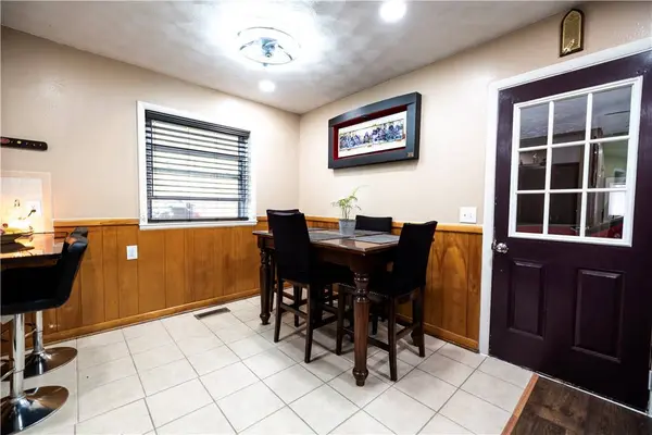 1022 Lowell Rd, Springdale, AR 72764