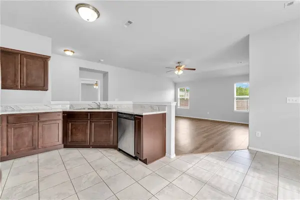 4404 SW Comstock Ave, Bentonville, AR 72712