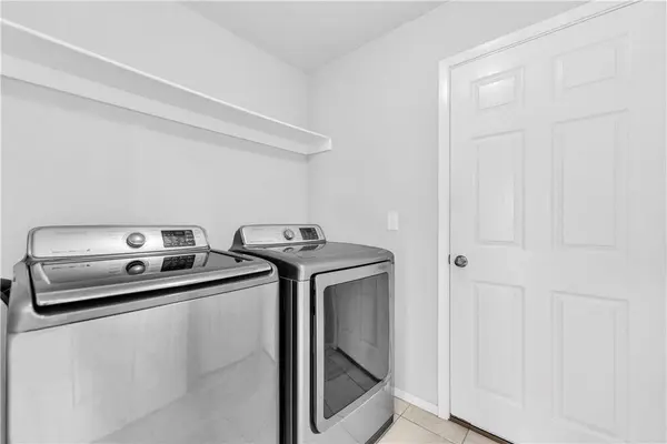 4404 SW Comstock Ave, Bentonville, AR 72712