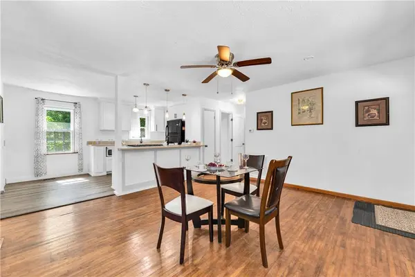 141 S Allen St, Cave Springs, AR 72718