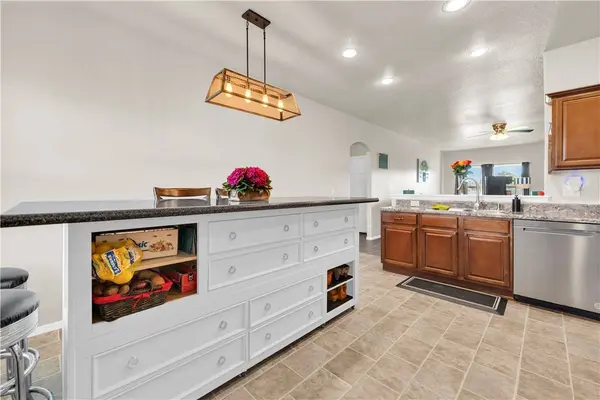 844 NW Evans Cir, Bentonville, AR 72713