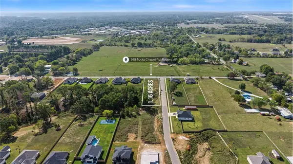 958 Tucks Chapel Rd, Avoca, AR 72756