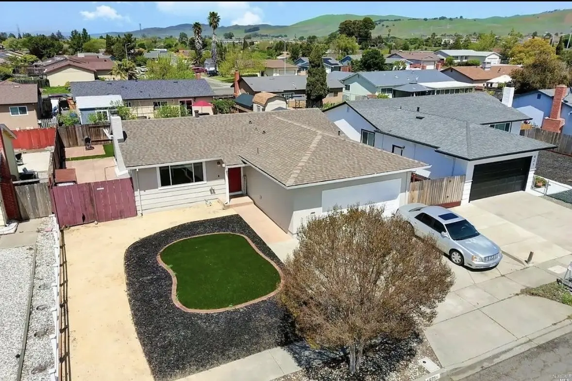 625 Capra Dr, American Canyon, CA 94503-1317