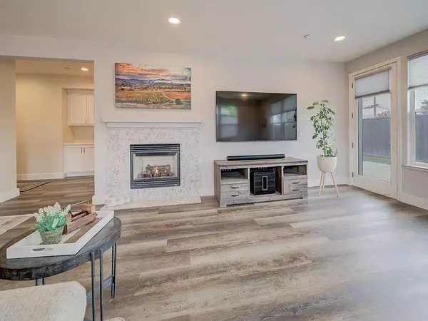 3982 Lucero St, Napa, CA 94558-1985