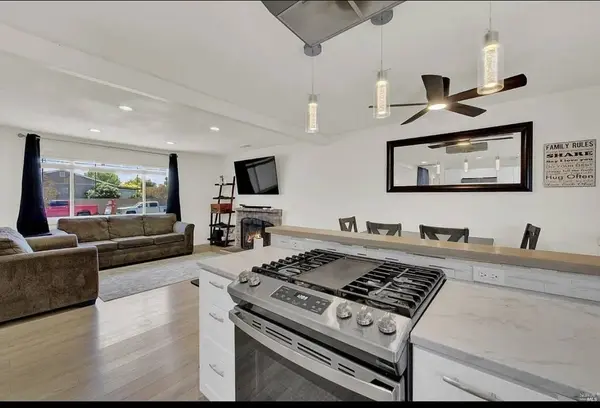 625 Capra Dr, American Canyon, CA 94503-1317