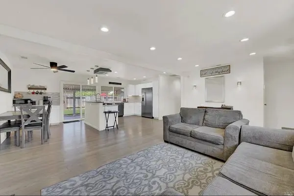 625 Capra Dr, American Canyon, CA 94503-1317