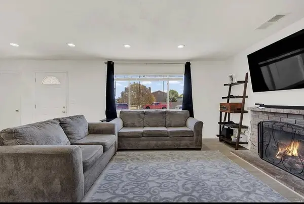 625 Capra Dr, American Canyon, CA 94503-1317