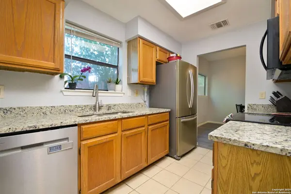 5610 Stream Valley, San Antonio, TX 78250
