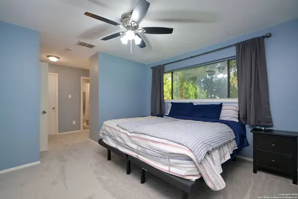 5610 Stream Valley, San Antonio, TX 78250