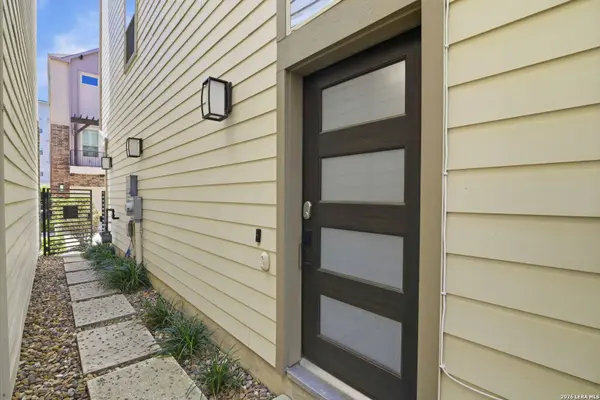 3831 HARRY WURZBACH RD BLDG 4, San Antonio, TX 78209