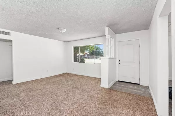 27564 Maple ST, Taft, CA 93268