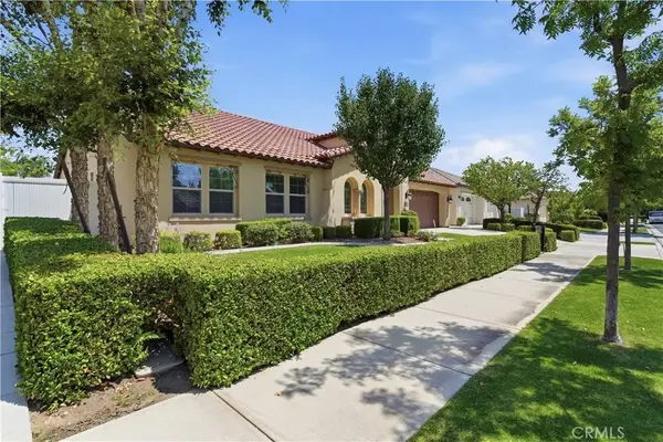 12706 Stillbrook DR, Bakersfield, CA 93311