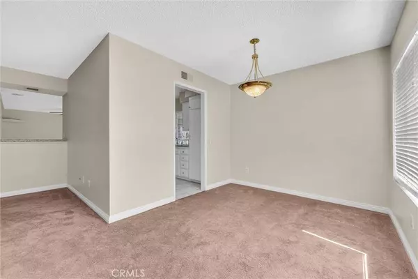 1407 Opal ST, Corona, CA 92882