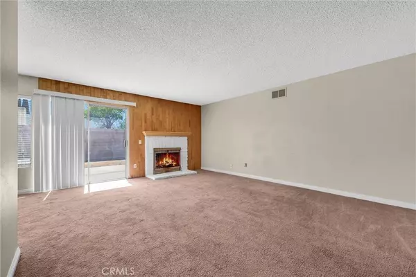 1407 Opal ST, Corona, CA 92882