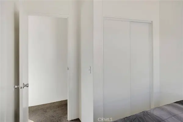 22601 Bear Valley RD #17, Apple Valley, CA 92308