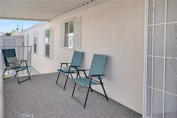 22601 Bear Valley RD #17, Apple Valley, CA 92308