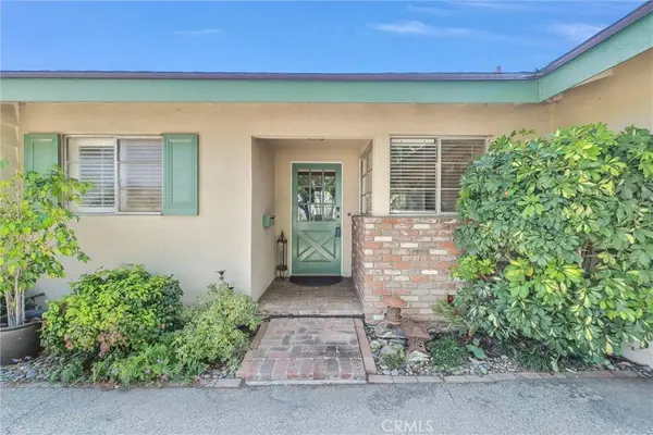 256 E Monterey, Corona, CA 92879