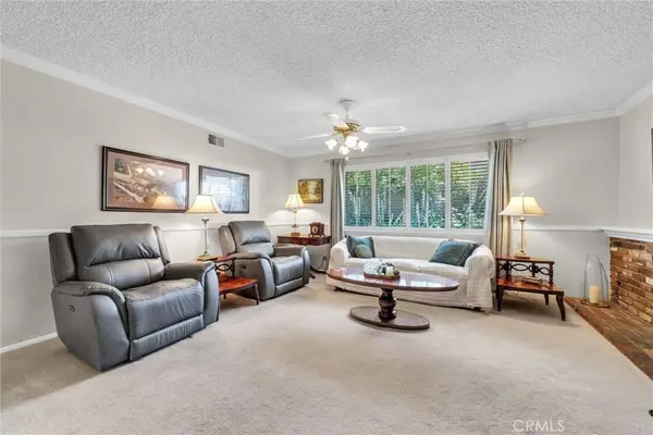 256 E Monterey, Corona, CA 92879