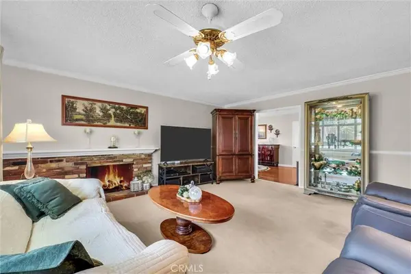 256 E Monterey, Corona, CA 92879