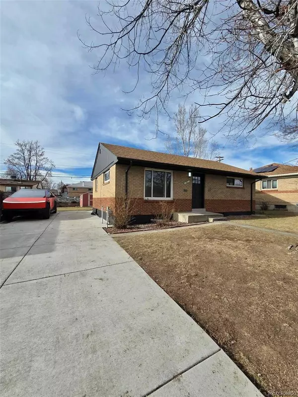 7831 Shoshone ST, Denver, CO 80221