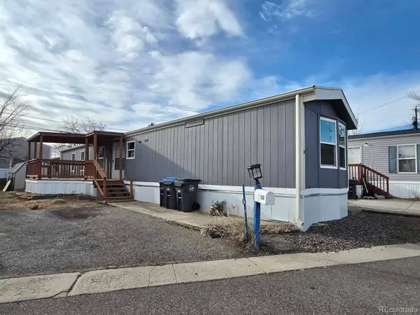 1560 E ST, Golden, CO 80401