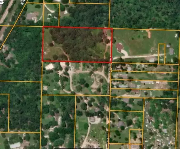 10491 Car Town Rd, Rogers, AR 72756