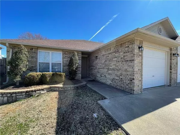 2571 Mia Pl, Springdale, AR 72764