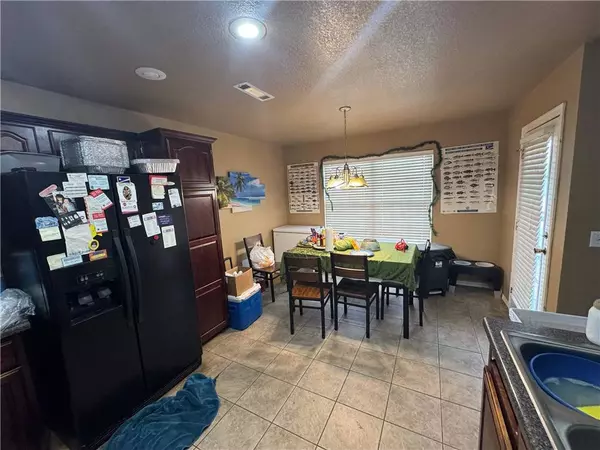 1483 Leesburg Ave, Springdale, AR 72764