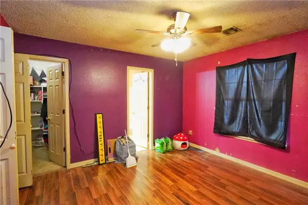 125 S Bailey St, Lowell, AR 72745