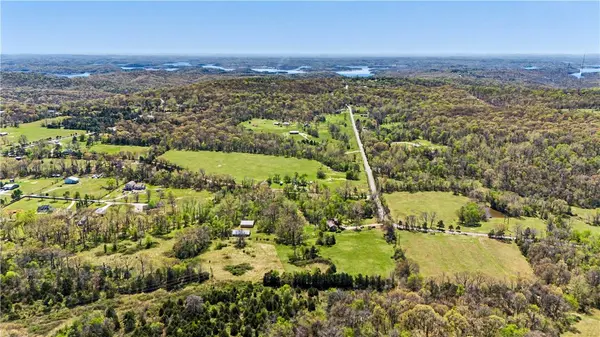 13364 Ventris Rd, Garfield, AR 72732