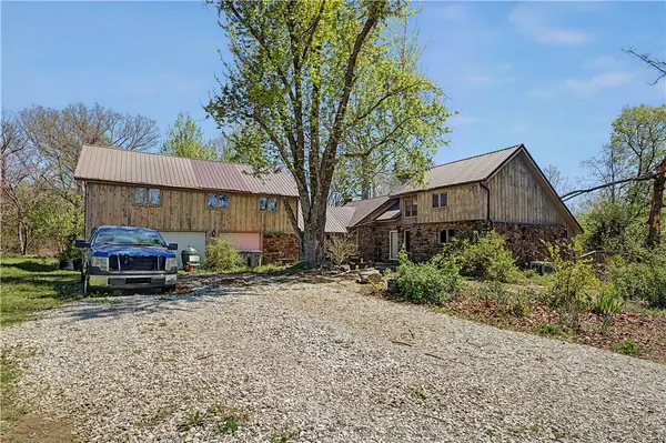 13364 Ventris Rd, Garfield, AR 72732