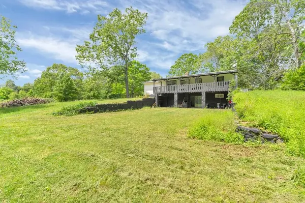 832 Madison 8965 St, Huntsville, AR 72740