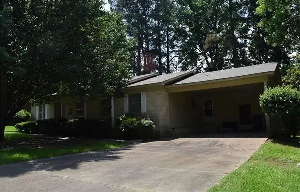 921 Willow, Malvern, AR 72104