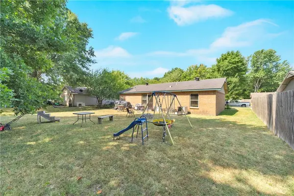 2701 N 3rd St, Rogers, AR 72756