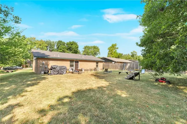 2701 N 3rd St, Rogers, AR 72756