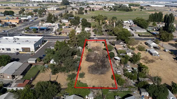 154 N Airport WAY, Manteca, CA 95337