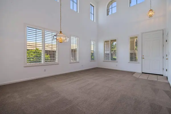 9360 Jacks PL, Patterson, CA 95363