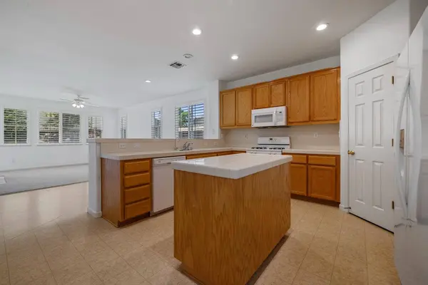 9360 Jacks PL, Patterson, CA 95363