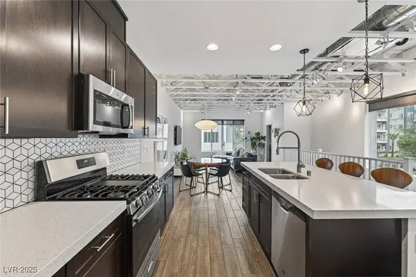 2861 Blue Key CT CT #2, Las Vegas, NV 89123