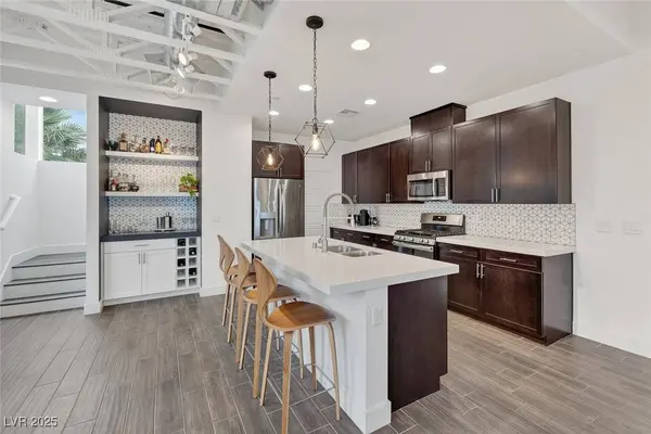 2861 Blue Key CT CT #2, Las Vegas, NV 89123