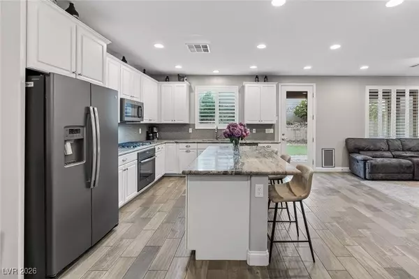 8623 Reynolds Spring ST, Las Vegas, NV 89178