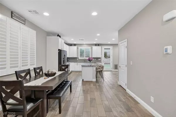 8623 Reynolds Spring ST, Las Vegas, NV 89178