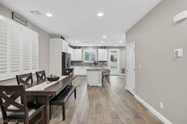 8623 Reynolds Spring ST, Las Vegas, NV 89178