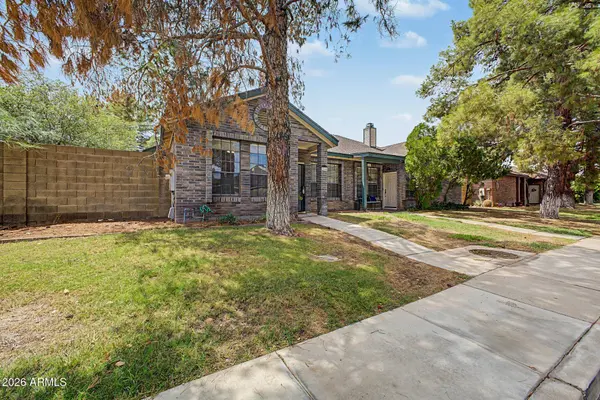 118 N HERITAGE Drive, Gilbert, AZ 85234
