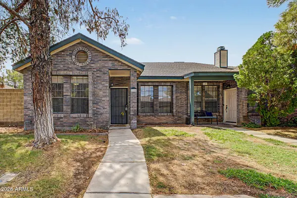 118 N HERITAGE Drive, Gilbert, AZ 85234