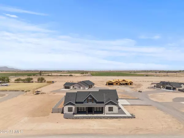 300 S Charleston Court, Casa Grande, AZ 85194