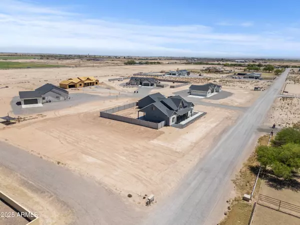 300 S Charleston Court, Casa Grande, AZ 85194